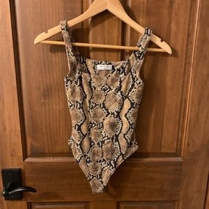 Aritzia Babaton Tank Bodysuit, XS, Snake Pattern